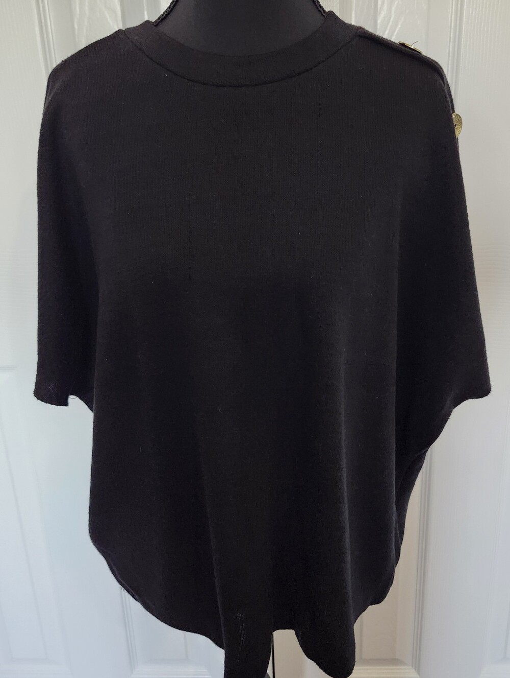 Zara Size Large Black Crop Sweater